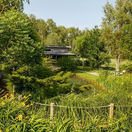Plavas Hotell Ainaži Exteriör bild