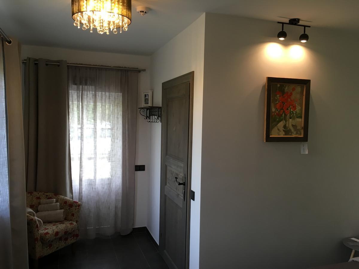 Plavas Hotell Ainaži Exteriör bild